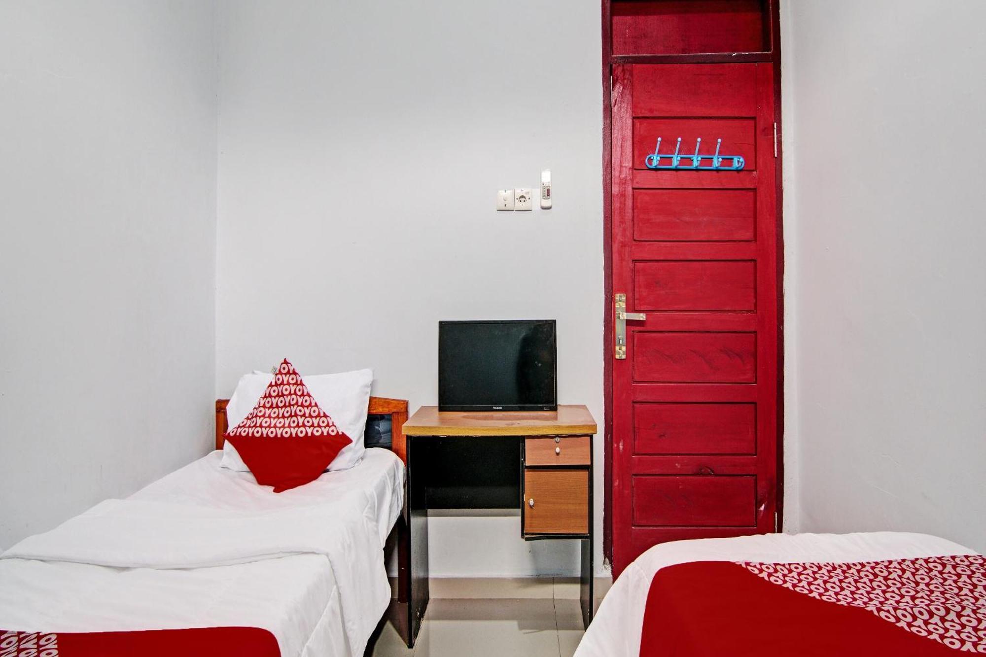 Oyo 92330 Hotel Rindu Sempadan Near Taman Wisata Rindu Sempadan Pekanbaru Buitenkant foto