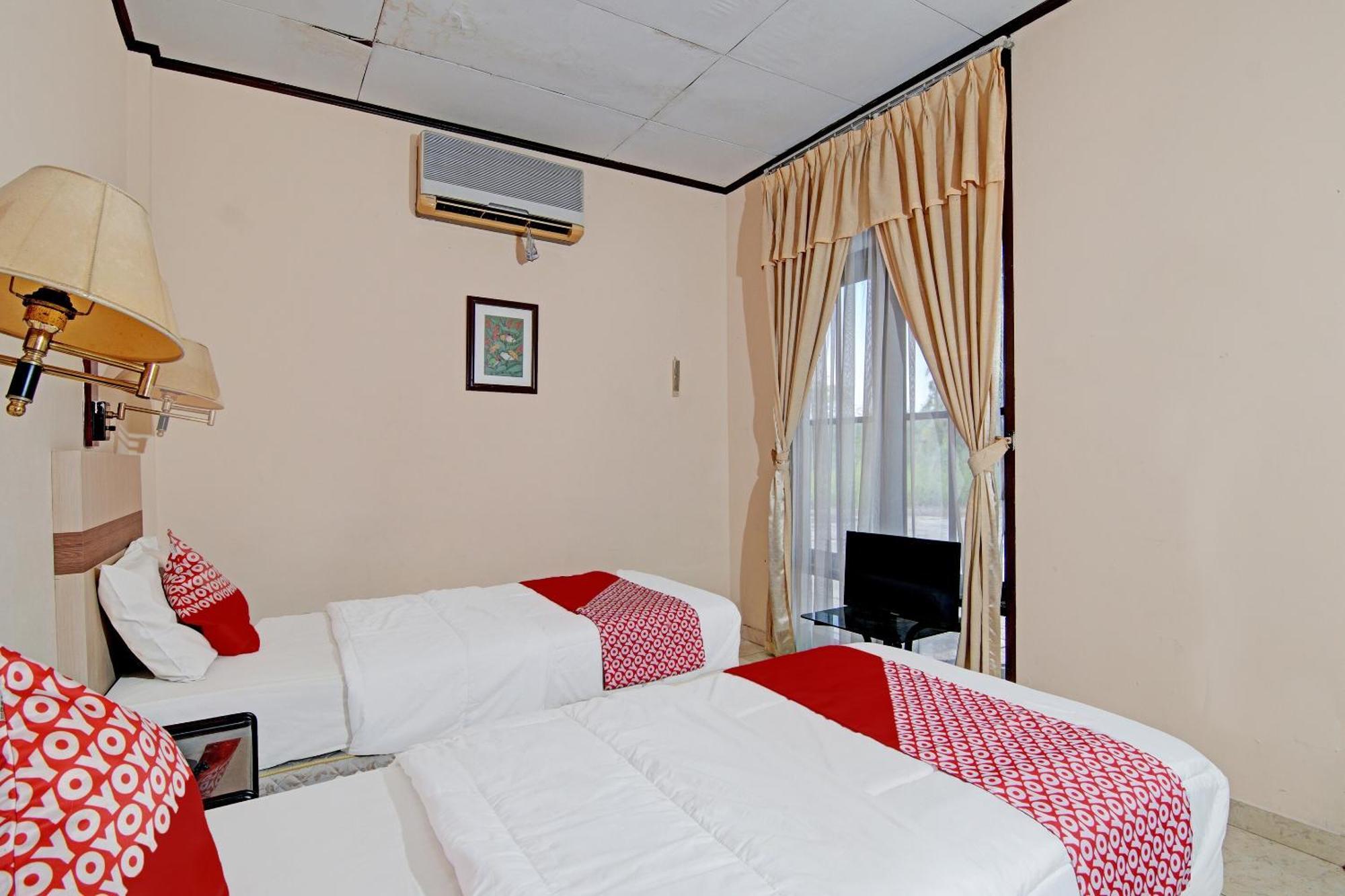 Oyo 92330 Hotel Rindu Sempadan Near Taman Wisata Rindu Sempadan Pekanbaru Buitenkant foto